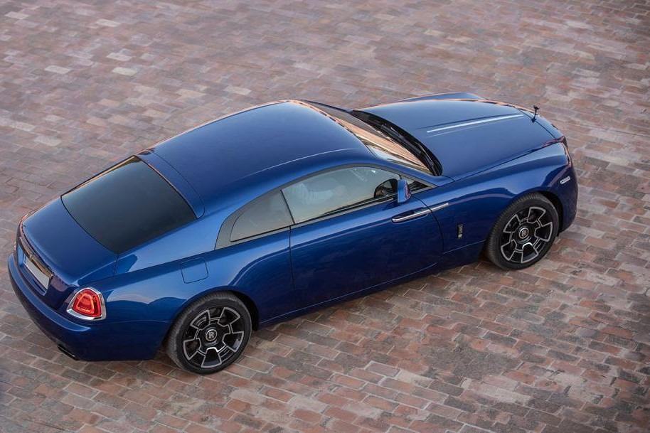 2019 Rolls-Royce Wraith Black Badge - $ 382,000