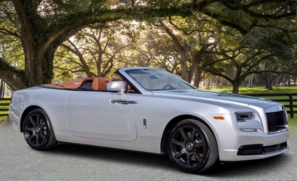 2019 Rolls-Royce Wraith Black Badge - $ 382,000